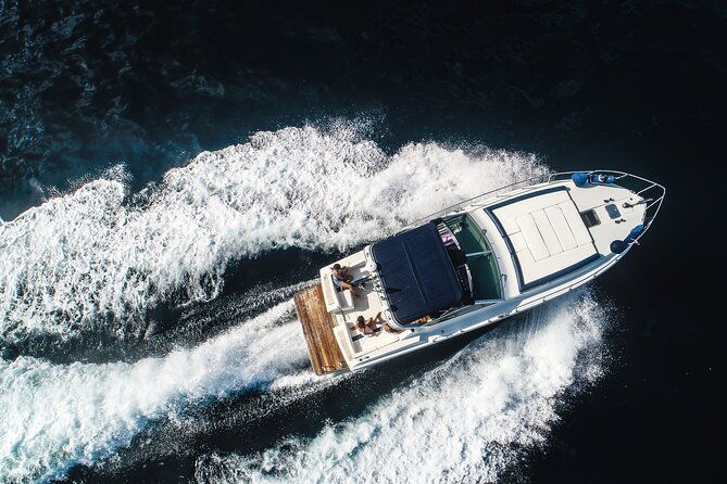 private-boat-tour-of-capri-from-sorrento-2