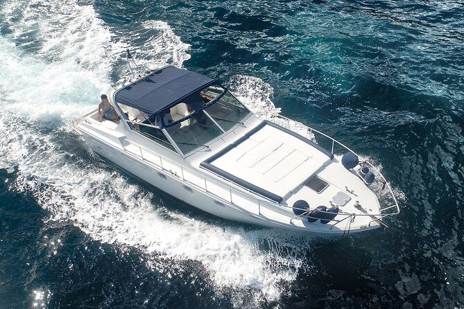 private-boat-tour-of-positano-and-amalfi-from-sorrento-3