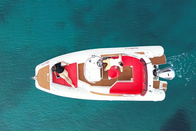 private-boat-tour-of-red-rocks-pakleni-islands