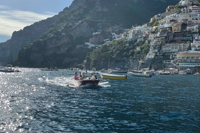 private-boat-tour-of-the-amalfi-coast-with-allegra-19