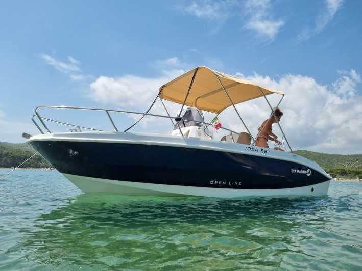 private-boat-tour-of-the-coast-with-swimming-stop