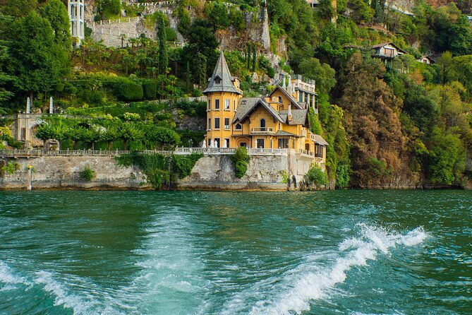 private-boat-tour-on-lake-como-6
