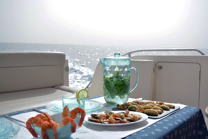 private-boat-tour-on-royal-ocean-yacht-tenerife