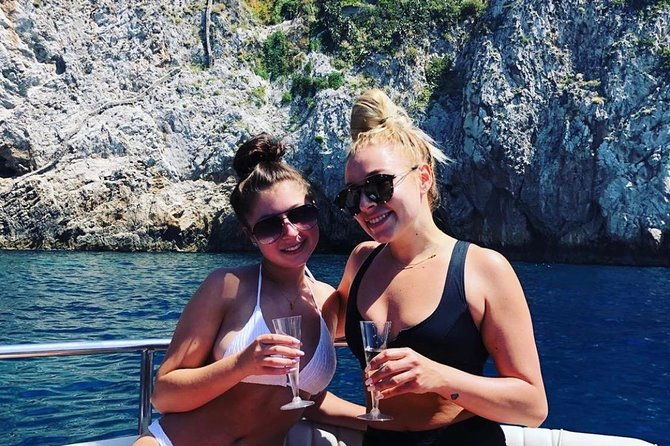 private-boat-tour-positano-amalfi-coast