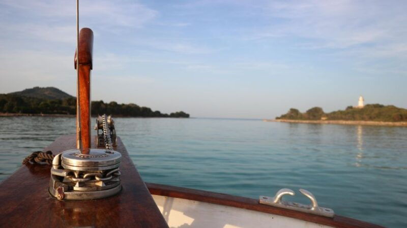 private-boat-tour-sailing-the-north-coast-of-mallorca