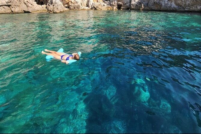 private-boat-tour-tailor-made-8h-all-inclusive-2