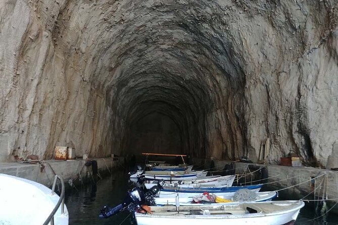 private-boat-tour-to-brac-and-solta-islands-non-touristy-itinerary