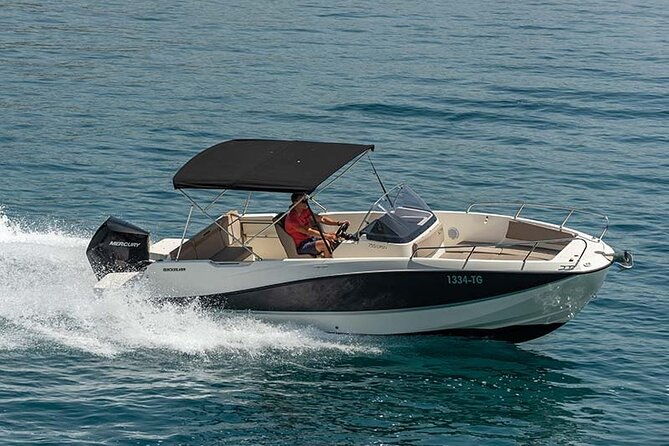 private-boat-tour-to-brac-and-solta-islands-non-touristy-itinerary