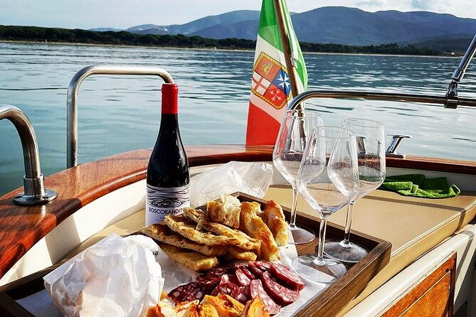private-boat-tour-to-cala-violina-and-the-tuscan-coast