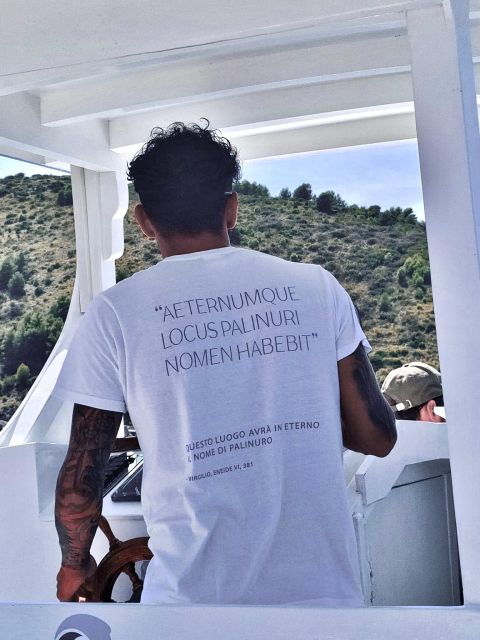 private-boat-tour-to-discover-the-palinuro-coast