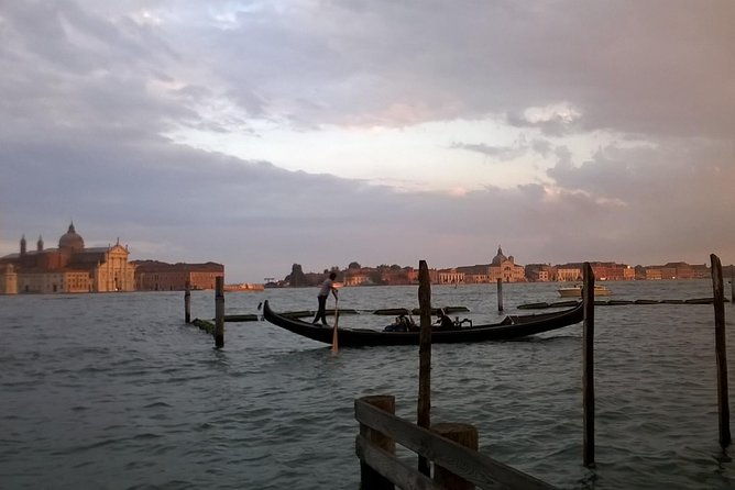 private-boat-tour-to-murano-burano-torcello