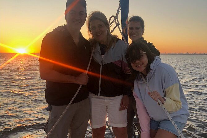 private-boat-tour-to-rio-de-la-plata-and-delta-el-tigre-with-wine-on-board