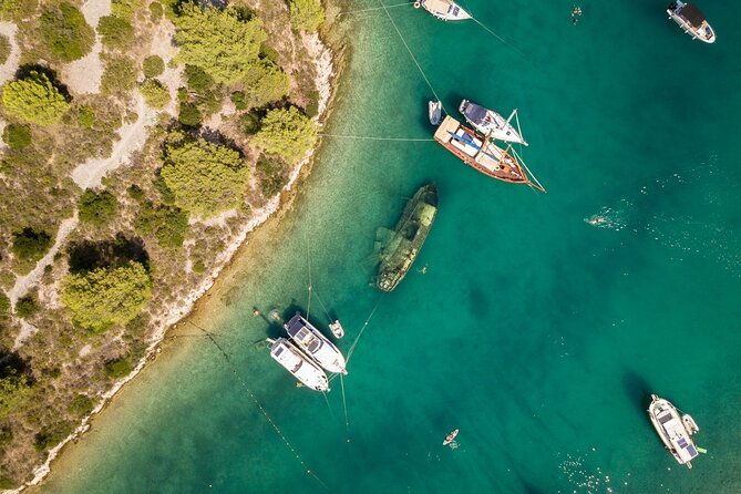 private-boat-tour-to-the-blue-lagoon-solta-swim-snorkel-tan-and-relax