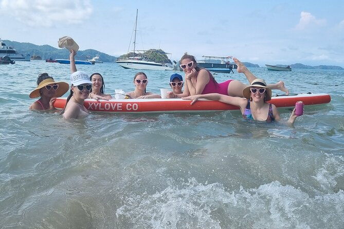private-boat-tour-to-tortuga-island
