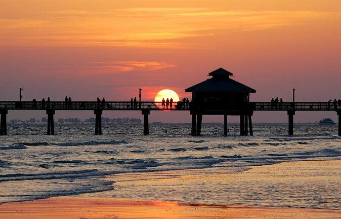 private-boat-tour-up-to-12-people-fort-myers-beach-and-sanibel