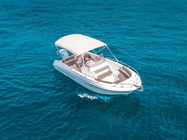 private-boat-tour-visit-blue-cave-and-islands-around