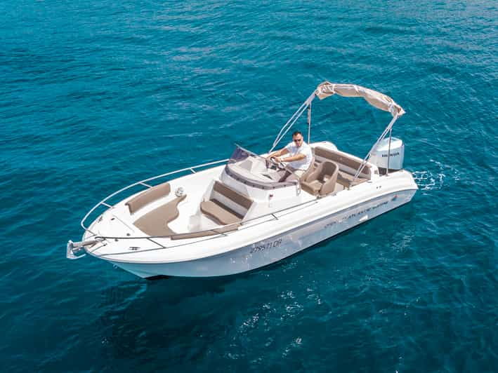 private-boat-tour-visit-blue-cave-and-islands-around