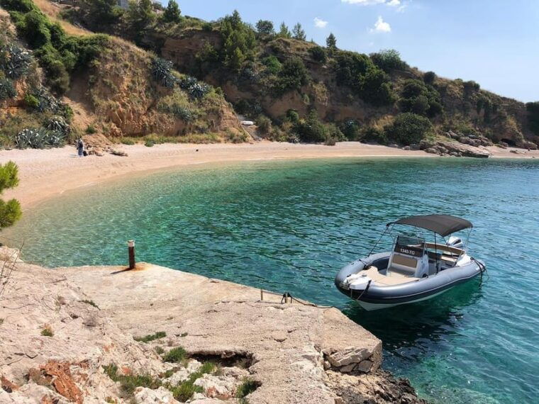 private-boat-tour-with-customized-itinerary-from-split