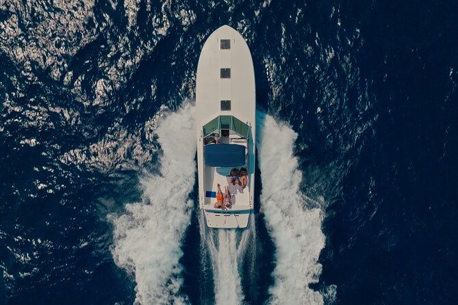 private-boat-tour-with-free-bar-and-snack-in-capri-italy