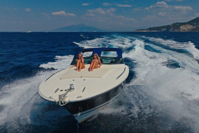 private-boat-tour-with-free-bar-and-snack-in-capri-italy
