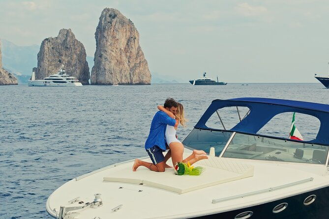 private-boat-tour-with-free-bar-and-snack-in-capri-italy