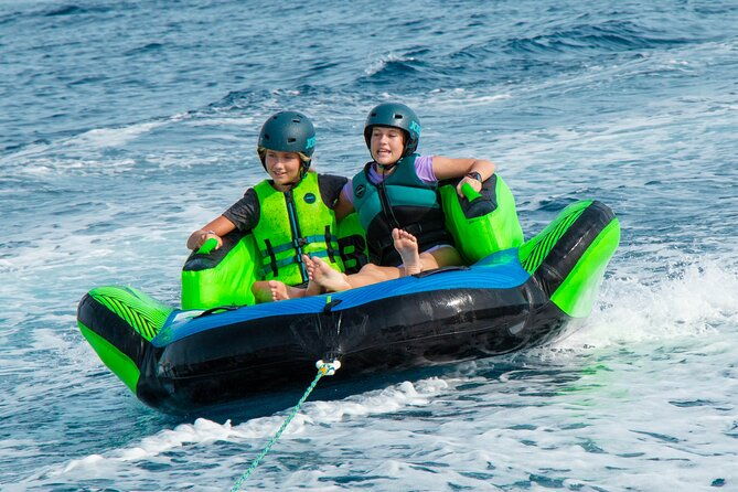 private-boat-tour-with-fun-tube