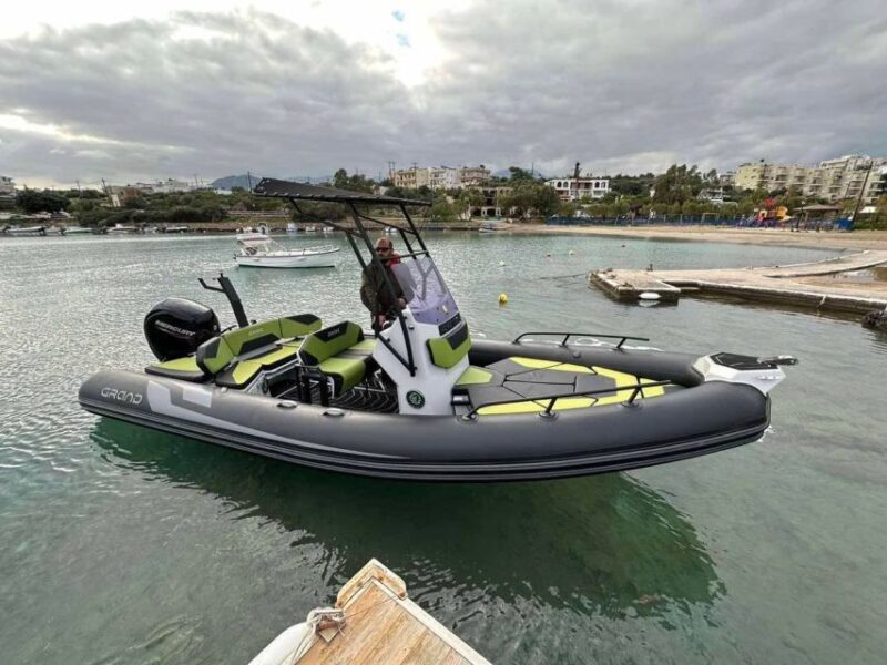 Private Boat tour with snorkeling, Hot Springs & Caldera - What Travelers Love & What to Keep in Mind