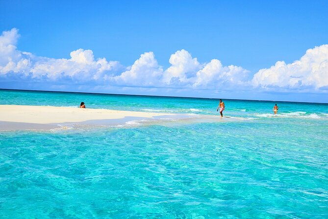 private-boat-tour-with-snorkeling-island-hopping-and-noahs-ark