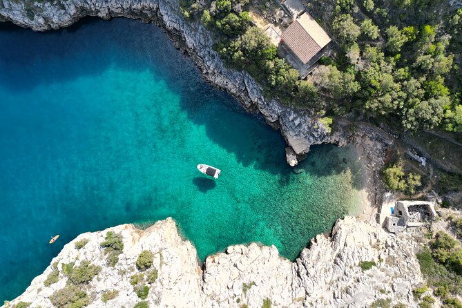 private-boat-tour-within-croatia