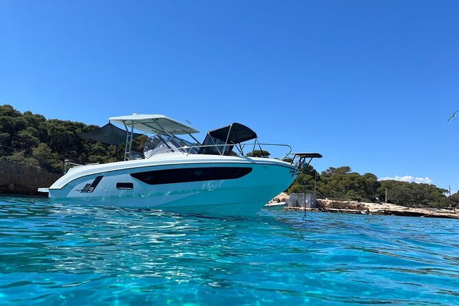 private-boat-transfer-to-kea-hydra-spetses-mykonos-and-more