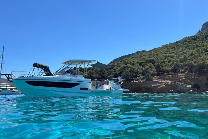 private-boat-transfer-to-kea-hydra-spetses-mykonos-and-more