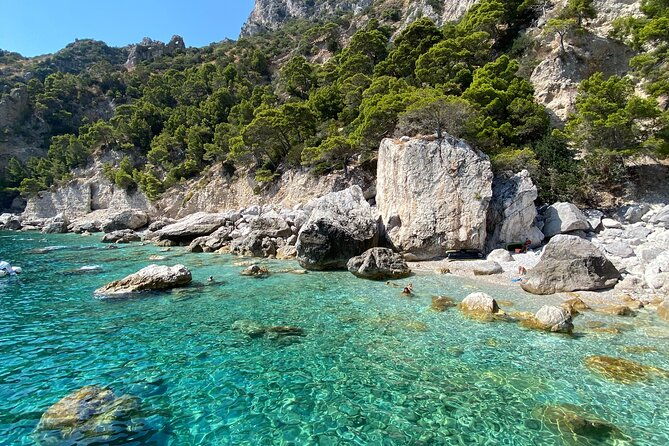 private-boat-trip-to-capri