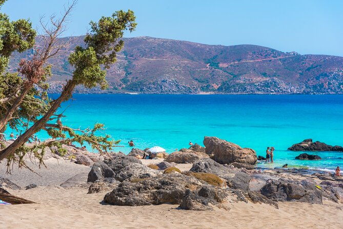 private-boat-trip-to-elafonisi-and-balos-beach