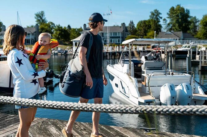 private-boat-trip-to-hydra-poros-to-explore-the-saronic-islands