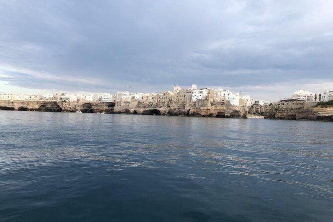 private-boat-trip-to-the-polignano-a-mare-caves
