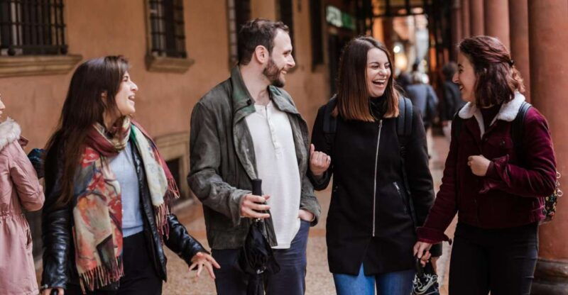 private-bologna-tour-piazza-maggiore-to-due-torri