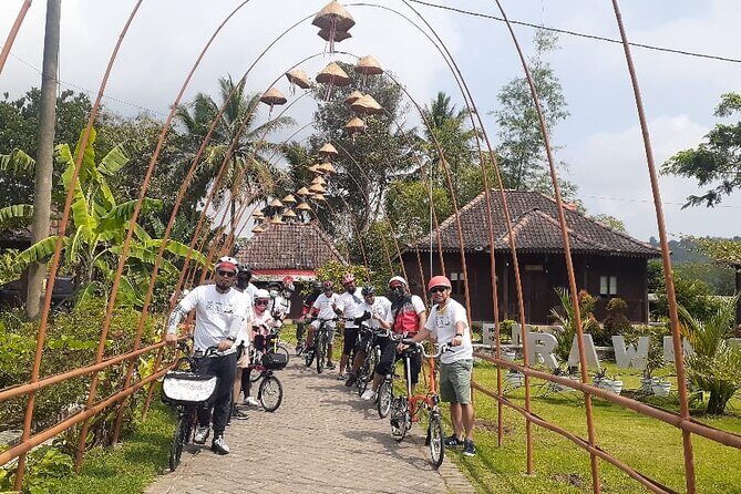 Private Borobudur Village Tour by Bike - Practicalities and Tips