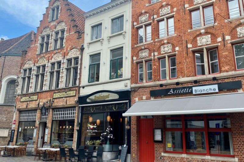 private-bruges-full-day-trip-by-mercedes-from-paris