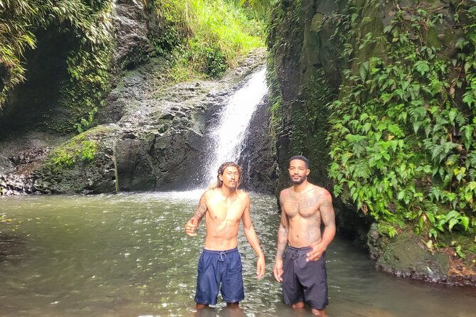 private-bucket-list-adventure-day-hikes-beaches-waterfalls-2