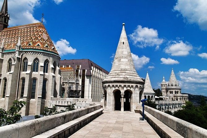 private-buda-castle-walking-tour-danube-river-cruise-with-margaret-island-stop