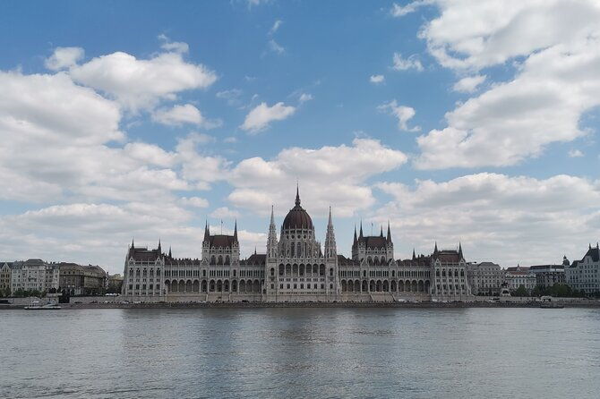 private-budapest-adventure-e-bike-tour-to-buda-hills