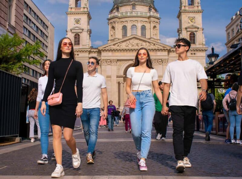 PRIVATE Budapest by Nights: GUIDED tour whit WINE tasting - Price and Value