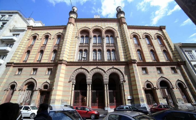 PRIVATE Budapest Jewish Heritage Walking Tour - Food Tasting - The Sum Up