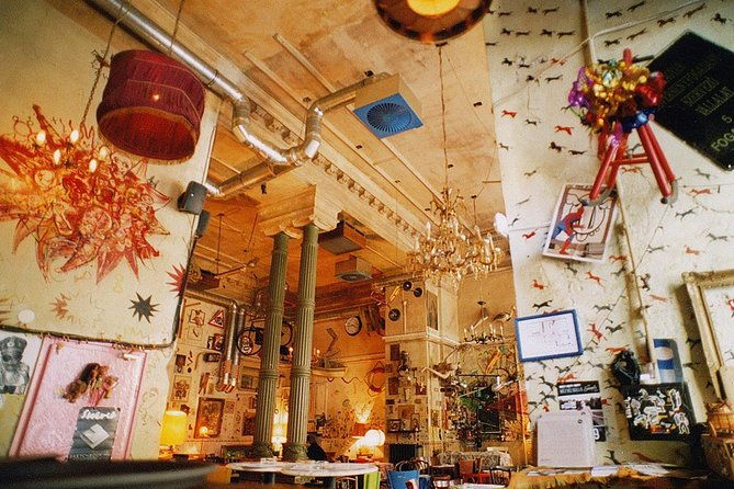 private-budapest-ruin-bar-tour-with-local-drinks-street-food