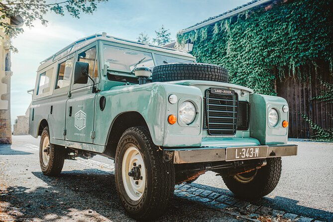 private-burgundy-half-day-wine-tour-by-vintage-land-rover-4