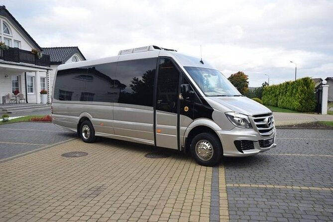 private-bus-tour-in-amsterdam-city