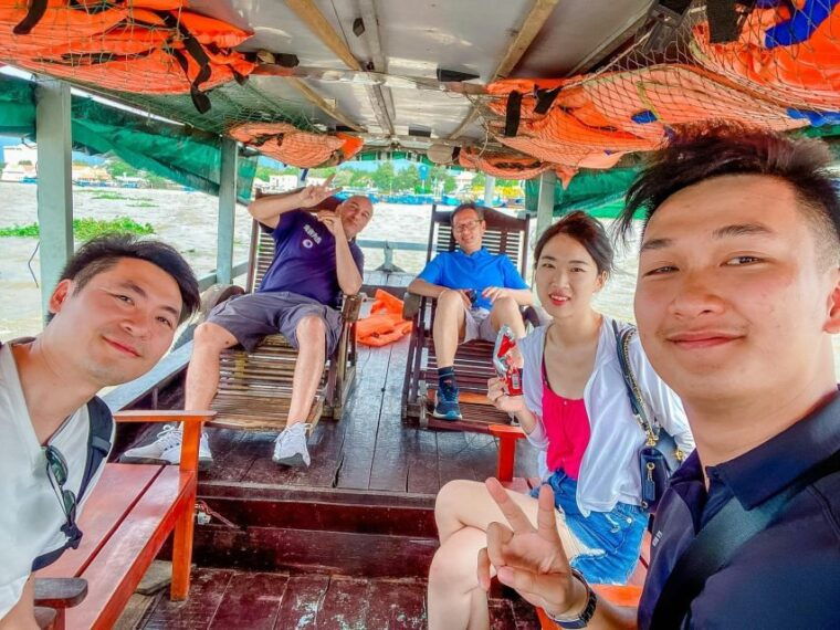 private-cai-rang-floating-market-my-tho-boat-tour-1-day