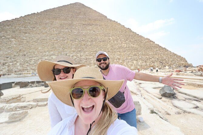 Private Cairo and Pyramids Tour with an Egyptologist Guide - Key Points  