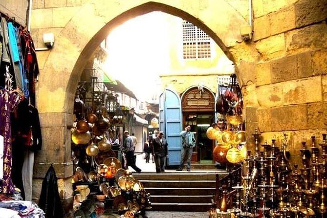 Private Cairo Top tour pyramids, Museum, felucca and bazaar - Shopping and Strolling Through Khan El Khalili