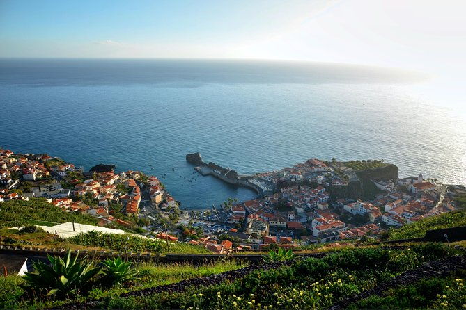 private-camara-de-lobos-fishing-village-tour